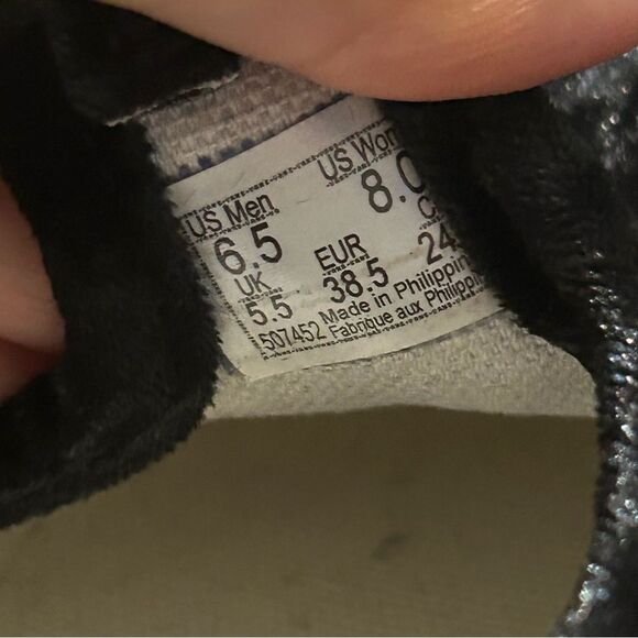 VANS off the wall Mary Jane black velvet shoes sneakers women’s 8 new - Picture 3 of 7